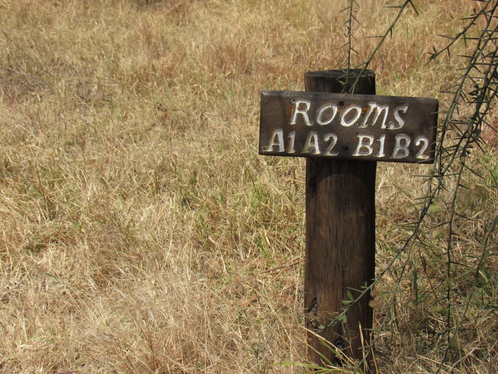 African Sunrise Lodge And Campsite Mto wa Mbu Exterior photo